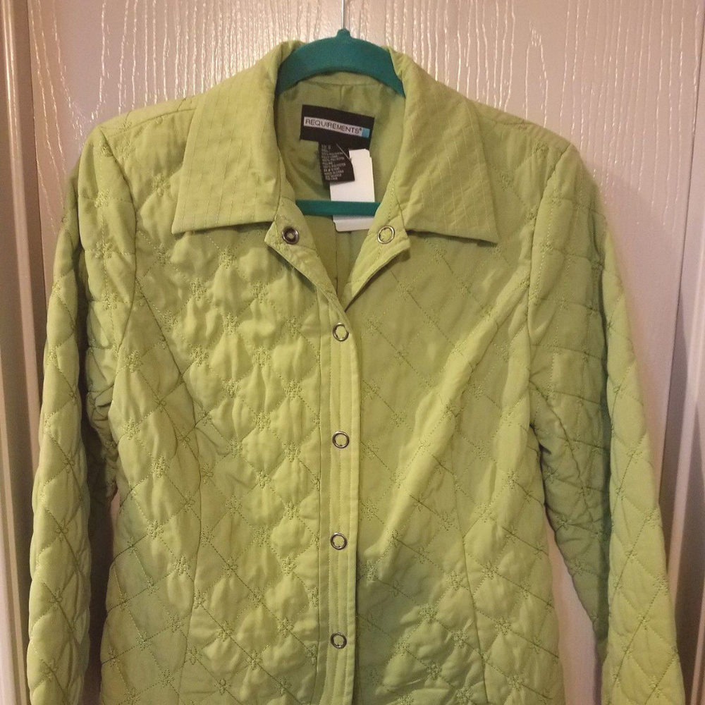 Requirements brand quilted blazer SMALL